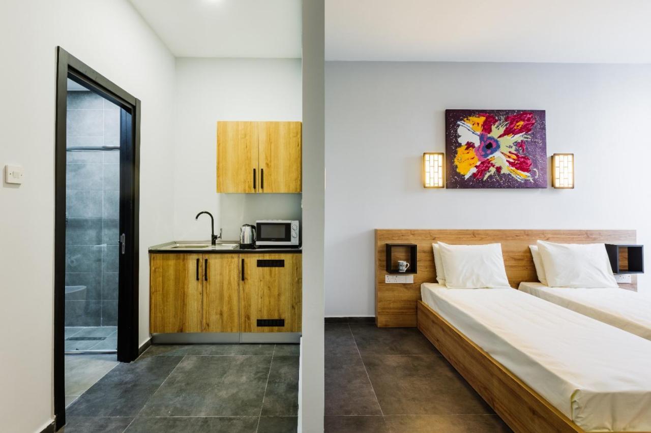 G Luxury Hotel 2*